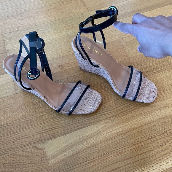 Sandals - Picture 2 of 7